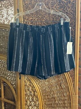 NWT Universal Thread Black with White Stripe Pockets 52% Linen Size X-LARGE